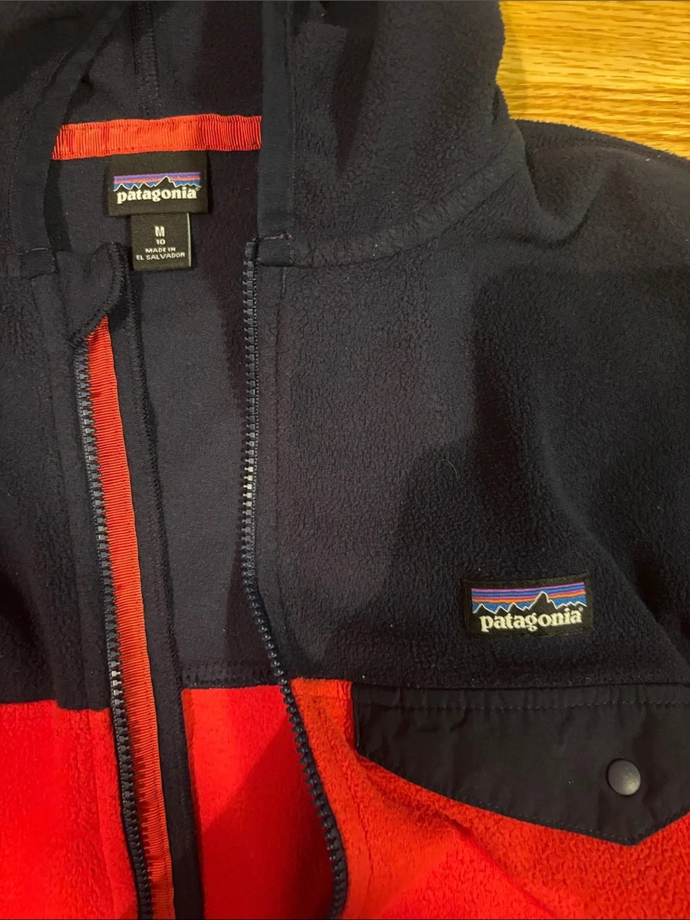Patagonia Kids Hooded Fleece Jacket - Red and navy Boys or girls medium 10